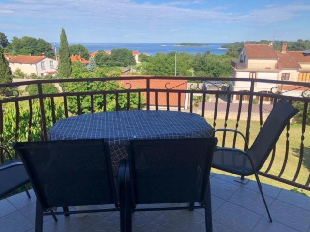 Apartman Sara Rovinj Buitenkant foto